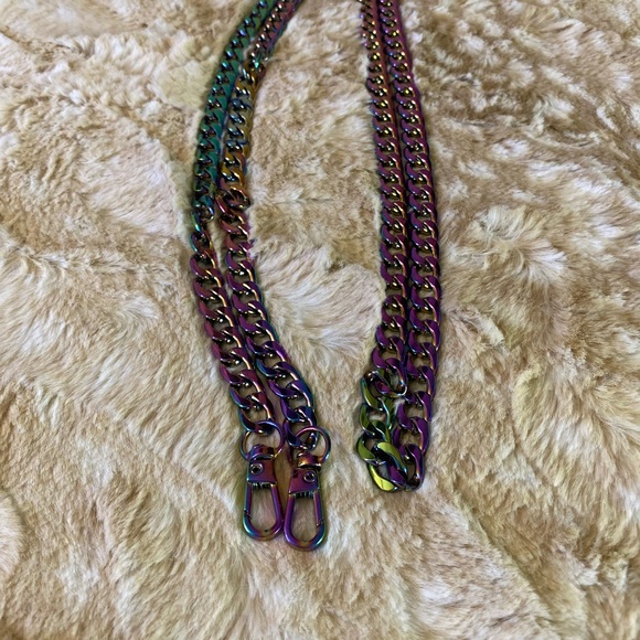 Small to 5X Women’s Clothing, Jewelry, Accessories & More! - Picture 16 of 16